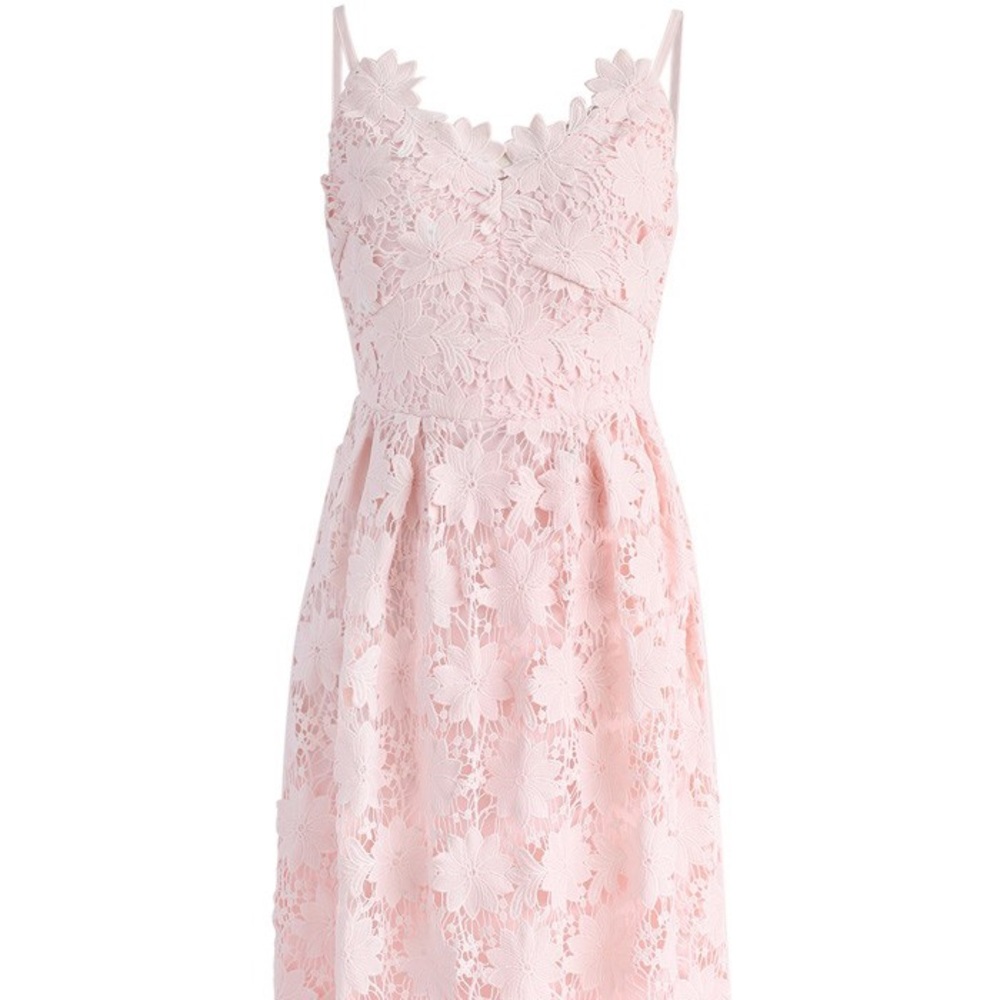 Beautiful light pink chicwish dress. Size S